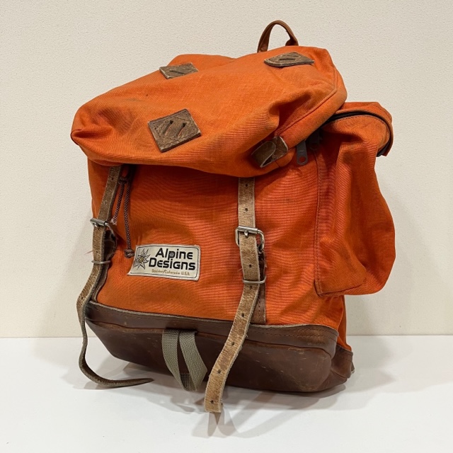 ALPINE DESIGNS LEATHER BOTTOM BACKPACK 1970'S OLD｜SAFARI サファリ