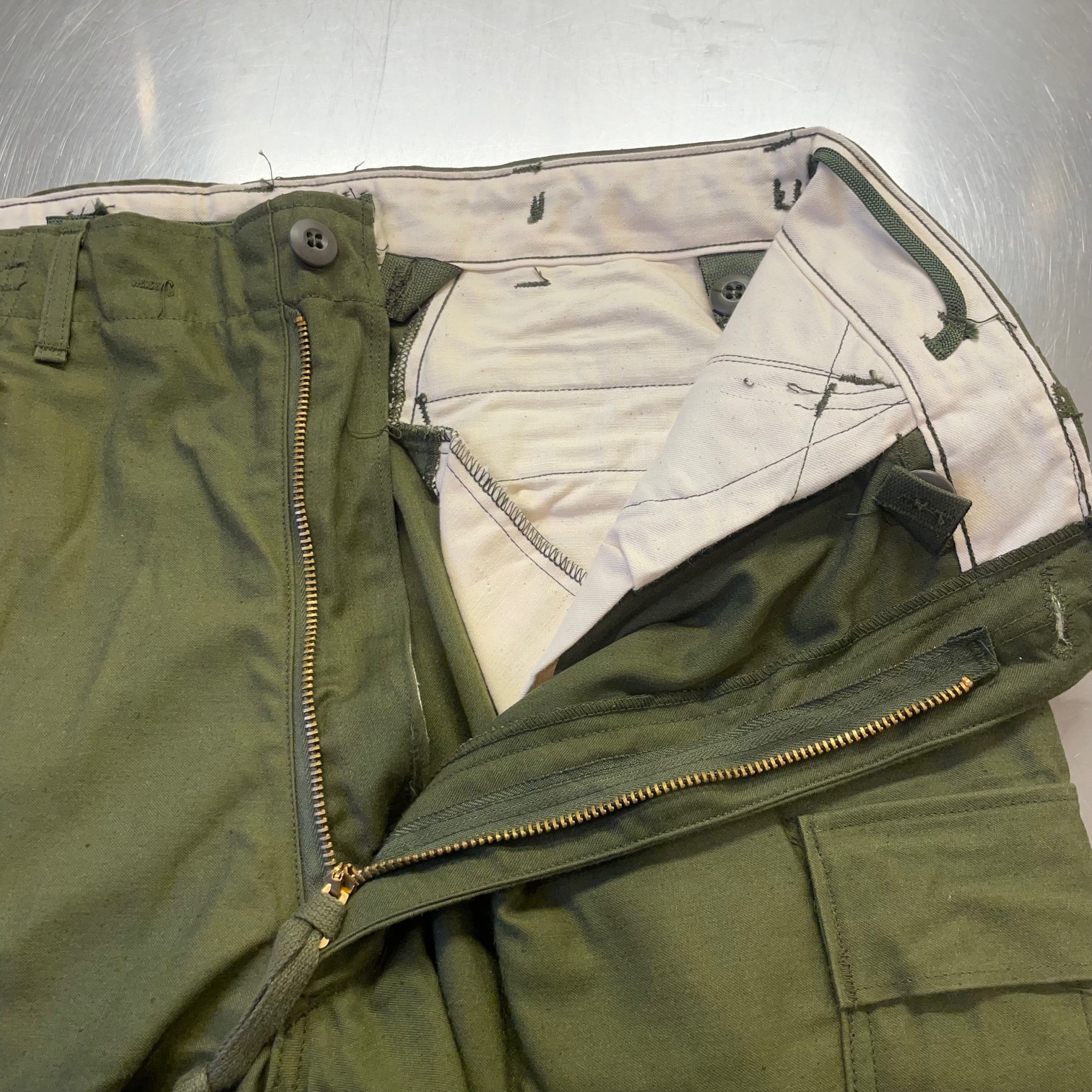 US ARMY M-65 CARGO PANT 70S 「DEAD STOCK、SIZE M-R 」｜SAFARI 