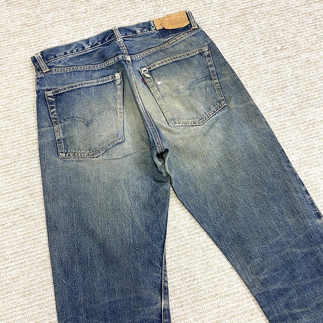 LEVI'S 505 BIG E 「耳付き、Vステッチ、ウェストシングル、実寸W32.5