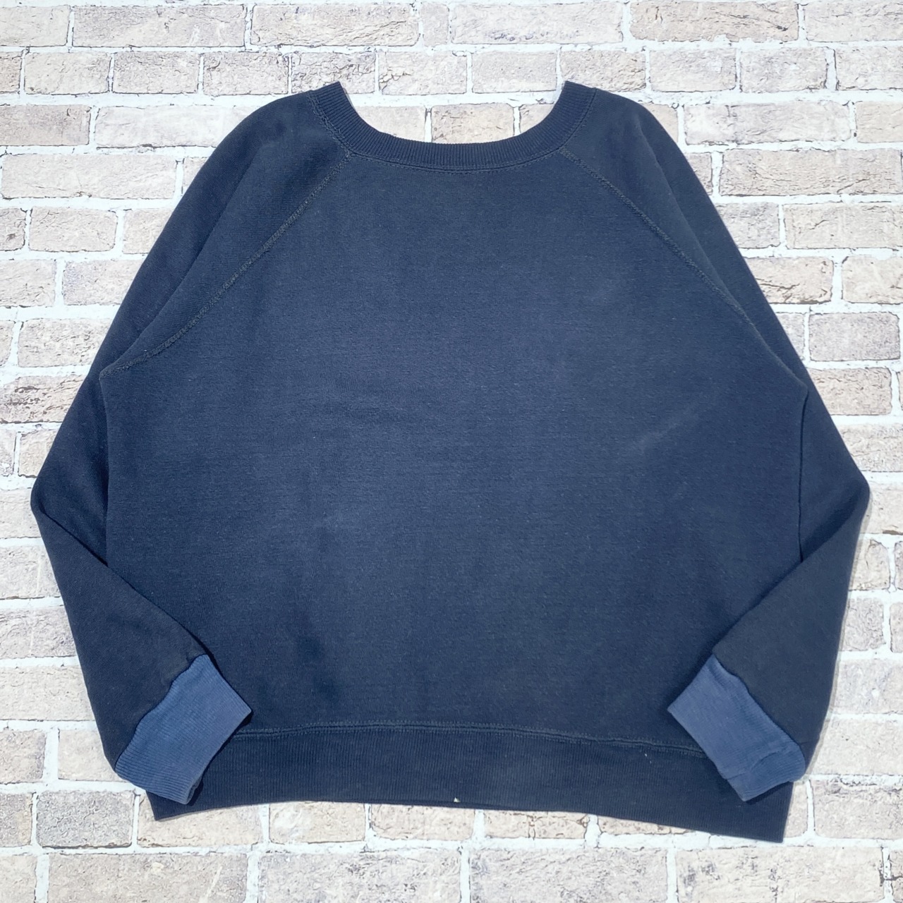 60s usa製　vintage sweat 　ネイビー　ビックサイズ　フェード 1960'S VINTAGE SWEAT SHIRT 「ナス紺フェード、袖リブ2トーン