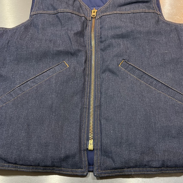 EDDIE BAUER DENIM DOWN VEST 80S 「黒タグ、サイズL、ミント